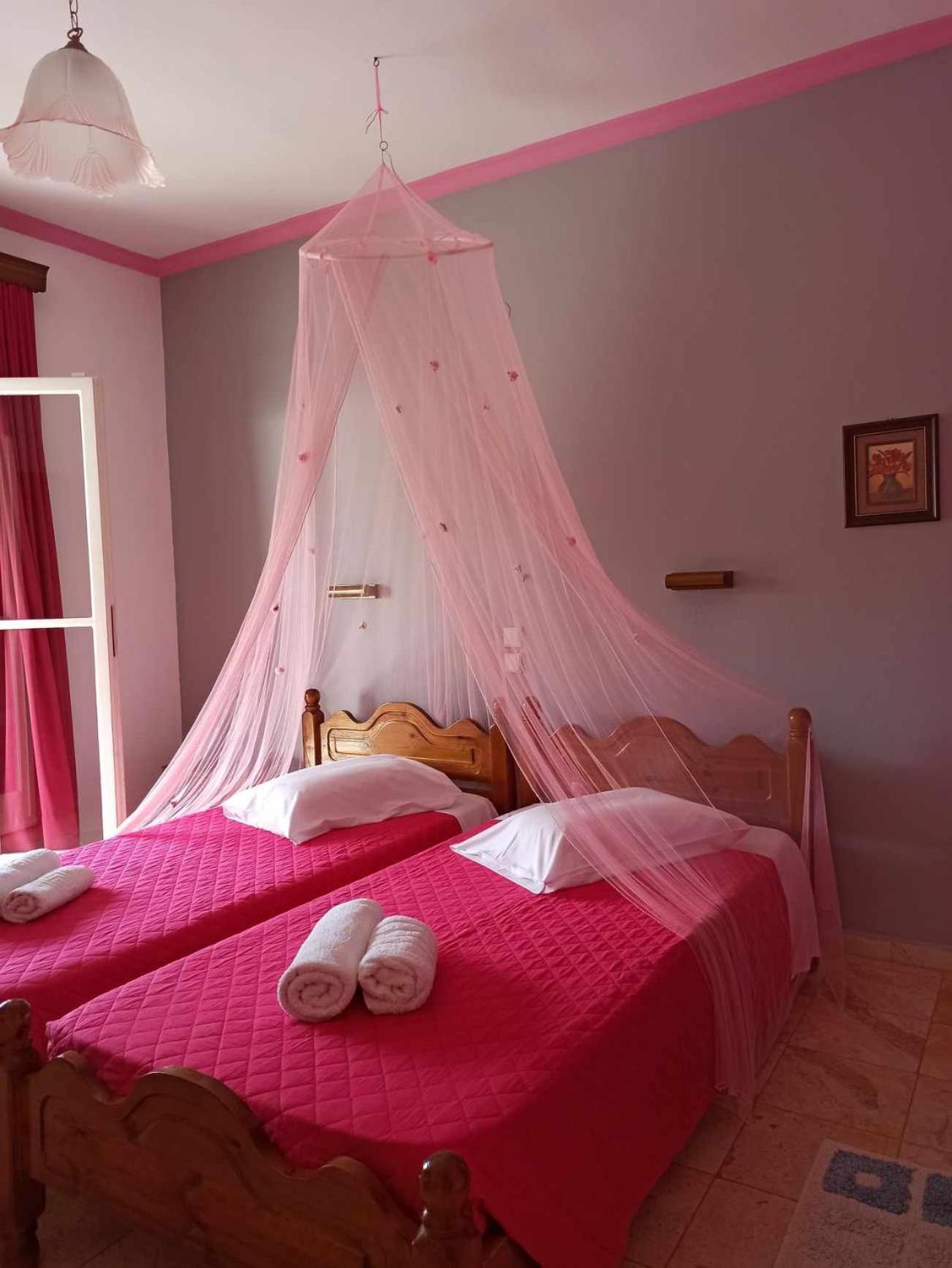 Margaritas' Rooms Agios Gordios  Exterior photo
